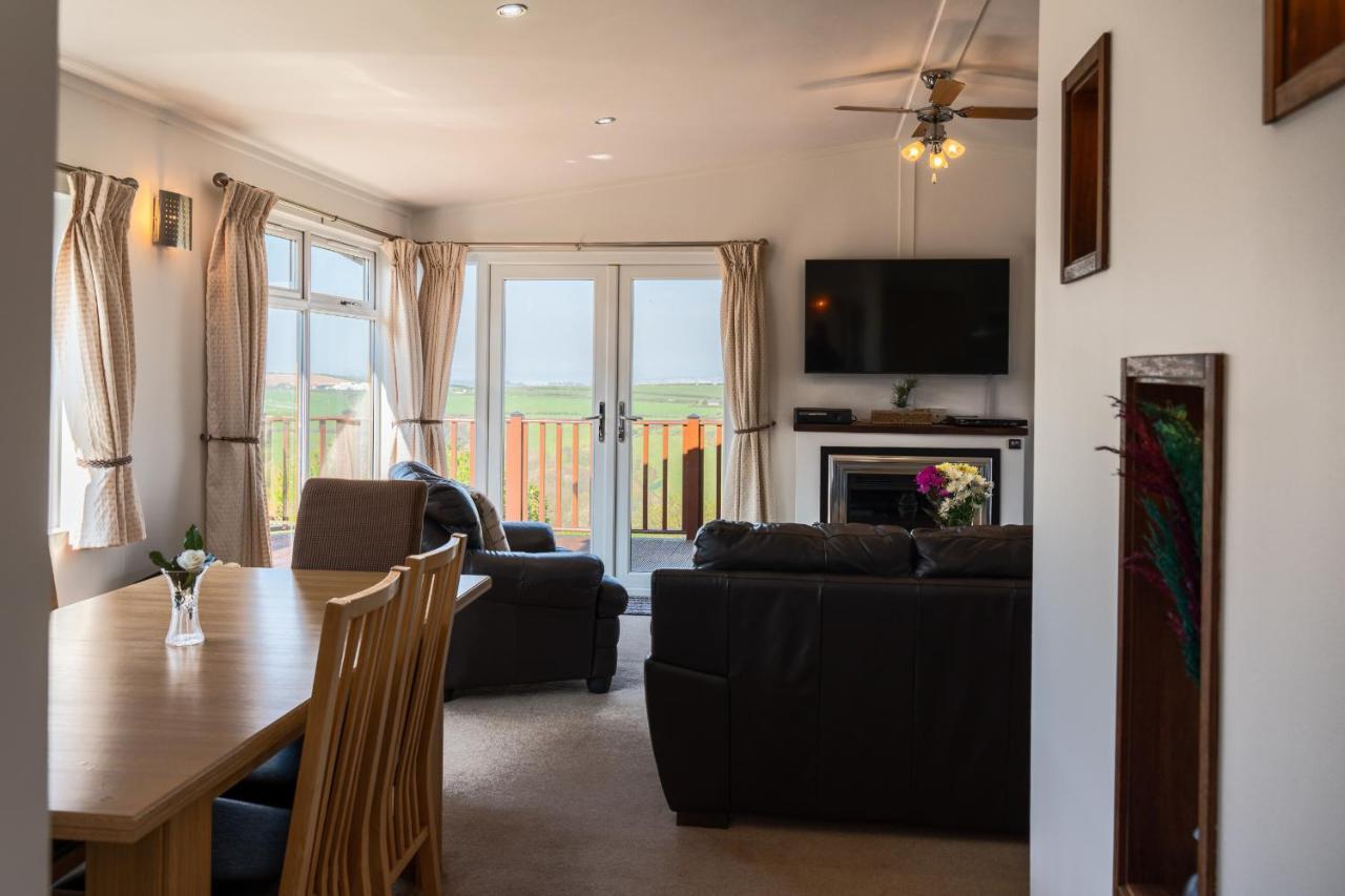Finest Retreats - Serendipity Lodge Torpoint Exterior foto