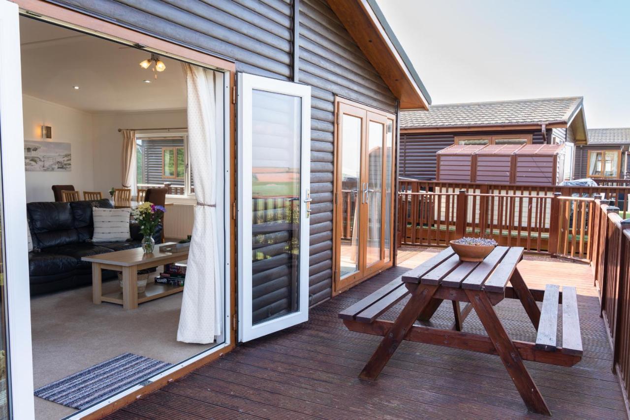 Finest Retreats - Serendipity Lodge Torpoint Exterior foto